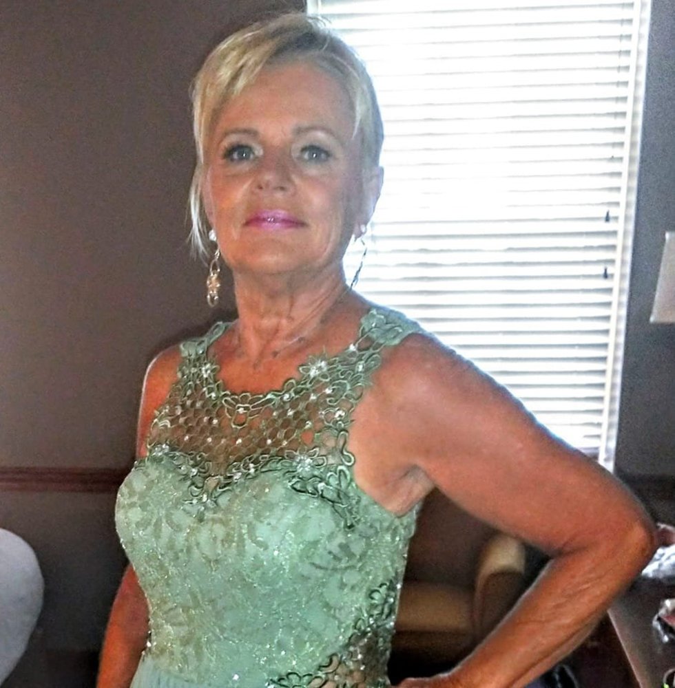 Meet your Posher, Debbie